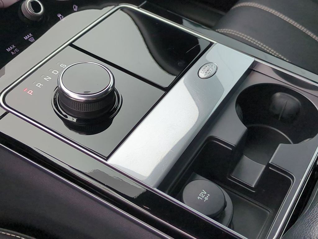 Thumbnail: 2020 Land Rover Range Rover Velar - 34