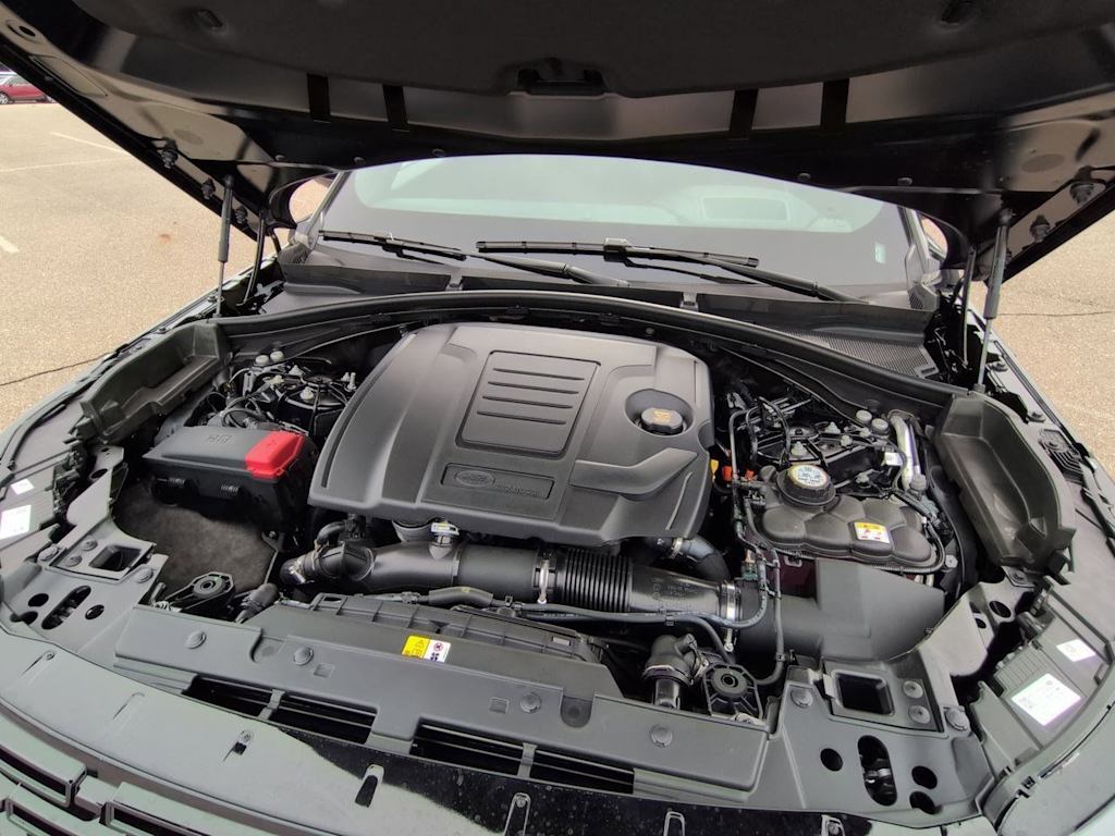 Thumbnail: 2026 Land Rover Range Rover Velar - 8