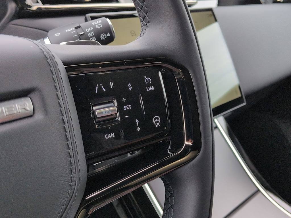 Thumbnail: 2026 Land Rover Range Rover Velar - 15