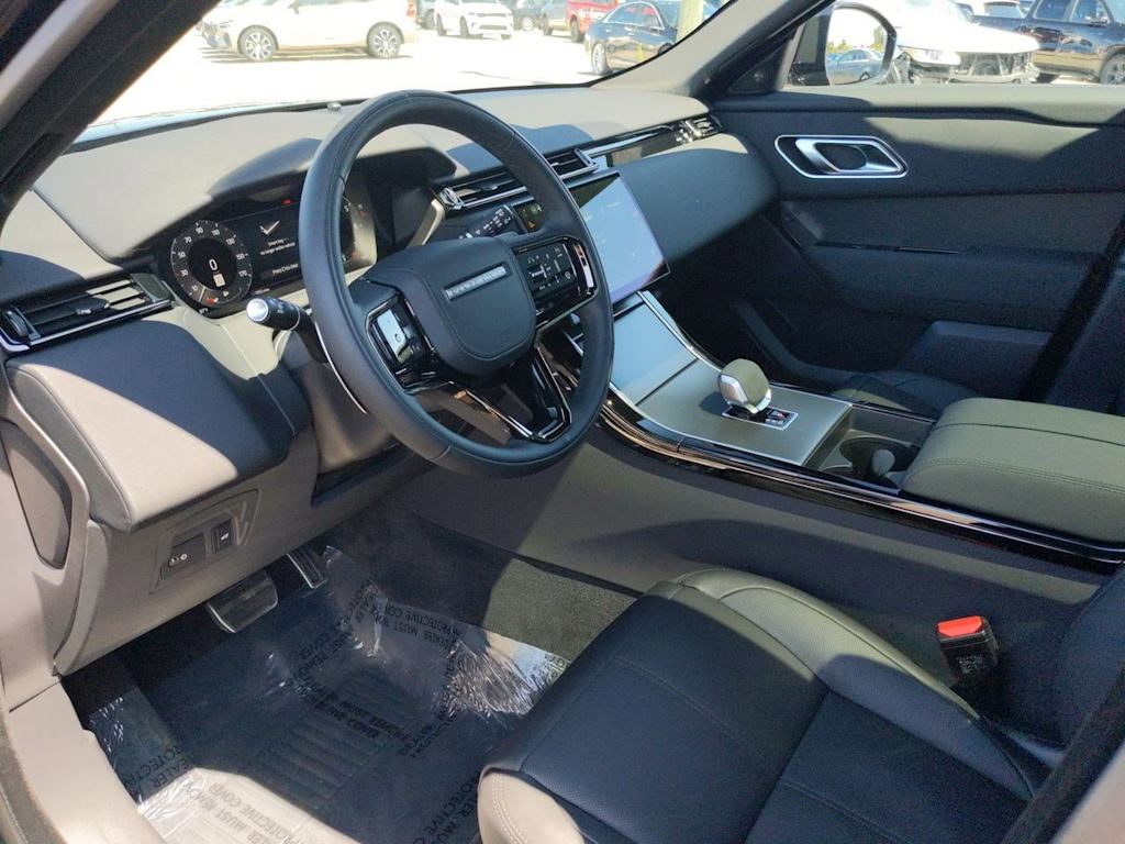 2024 Land Rover Range Rover Velar Dynamic SE 2