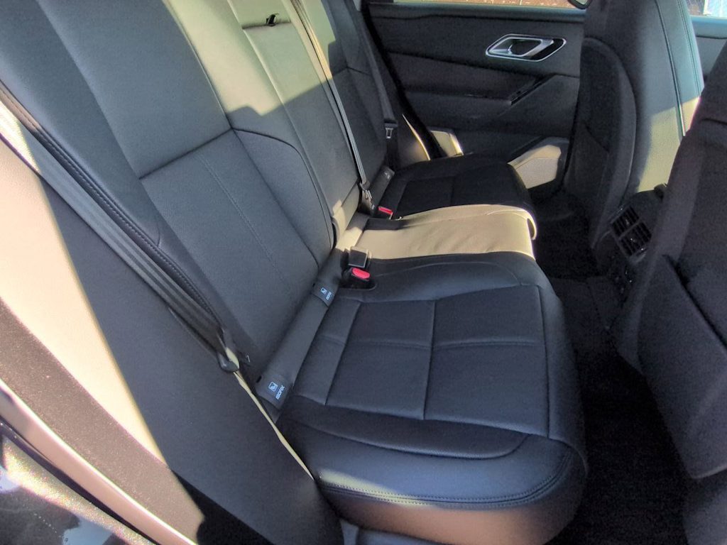 Thumbnail: 2026 Land Rover Range Rover Velar - 27