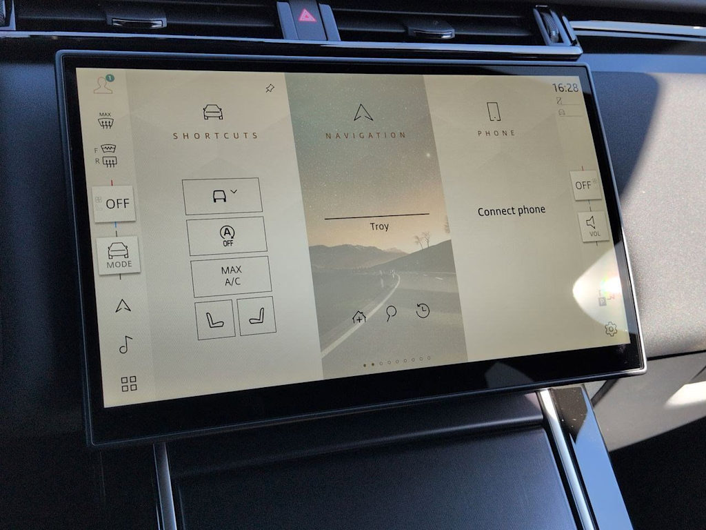 Thumbnail: 2026 Land Rover Range Rover Velar - 15