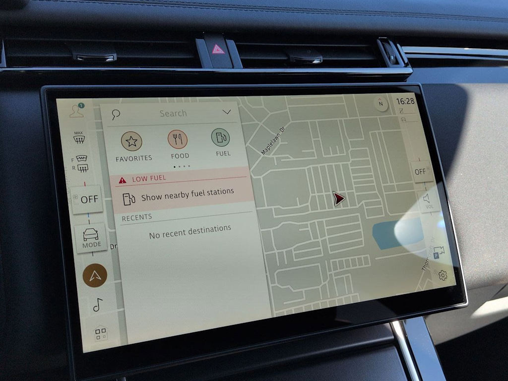 Thumbnail: 2026 Land Rover Range Rover Velar - 32