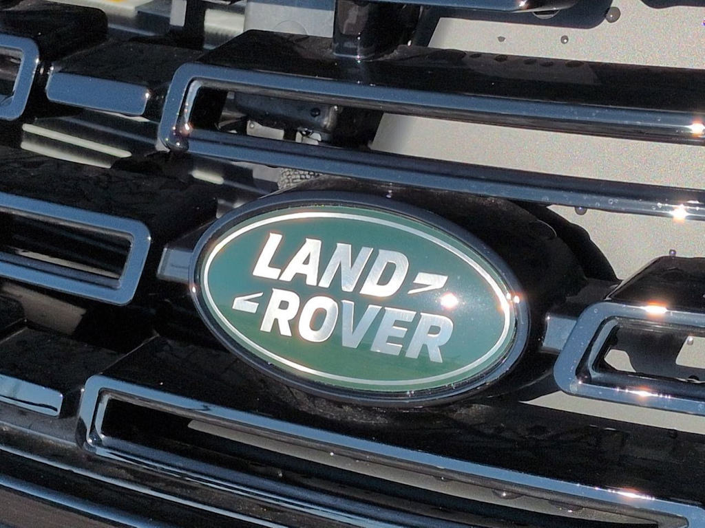 Thumbnail: 2026 Land Rover Range Rover Velar - 22