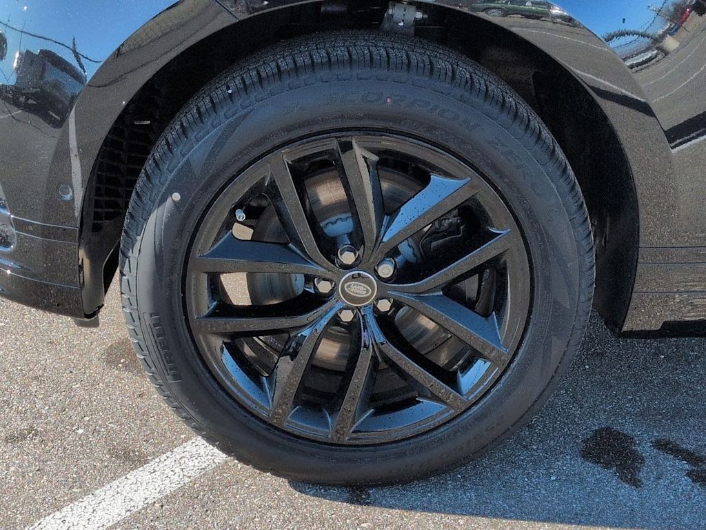 Thumbnail: 2026 Land Rover Range Rover Velar - 8