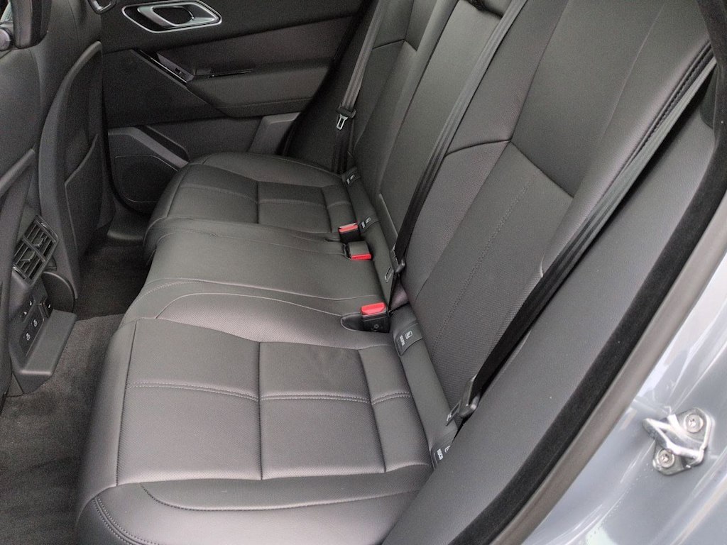 Thumbnail: 2026 Land Rover Range Rover Velar - 27