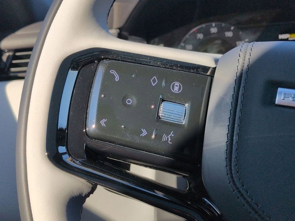 Thumbnail: 2026 Land Rover Range Rover Velar - 29