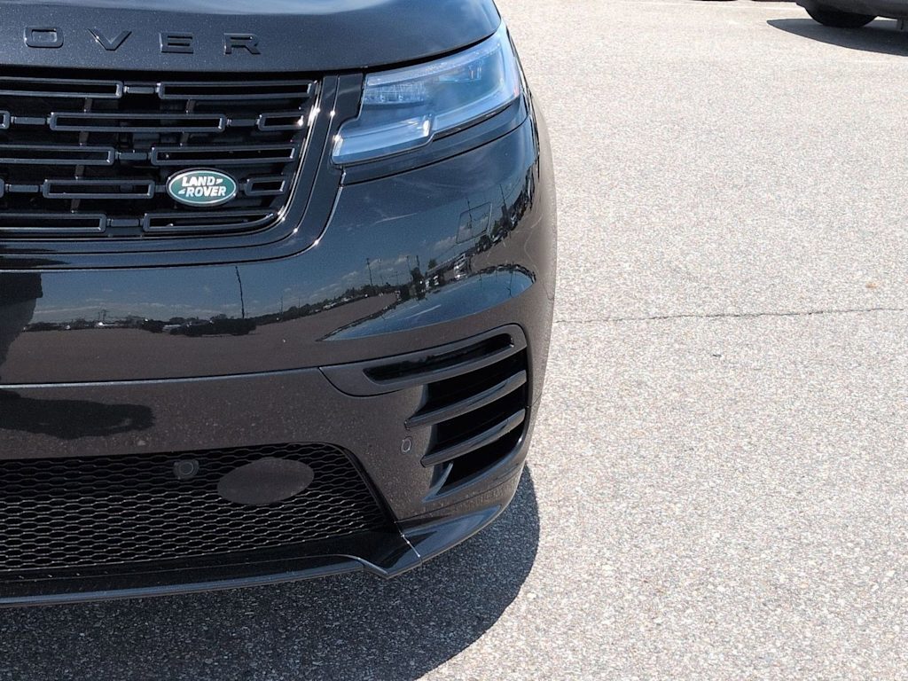 Thumbnail: 2025 Land Rover Range Rover Velar - 23