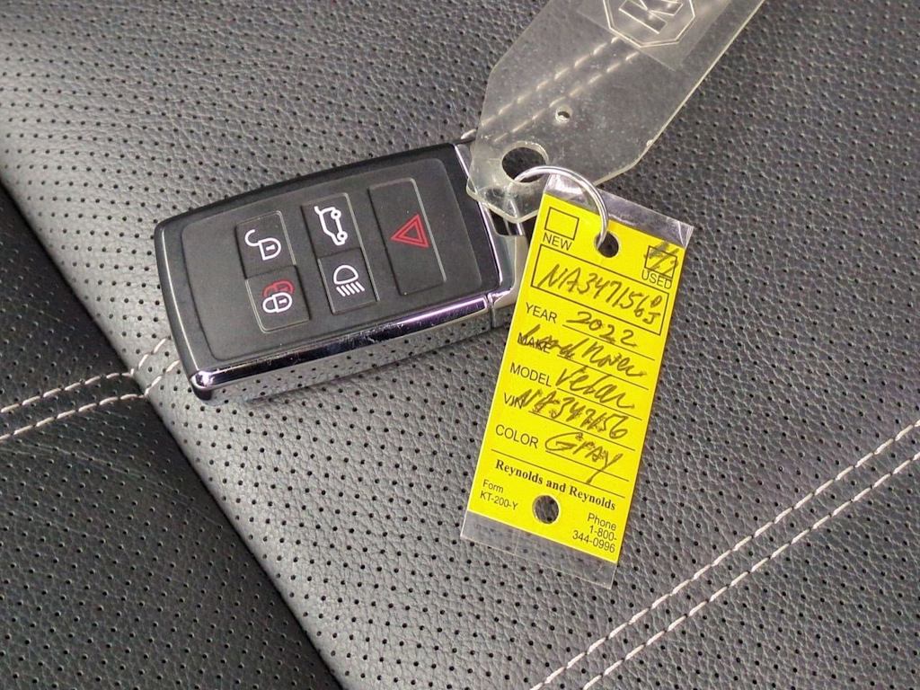 Thumbnail: 2022 Land Rover Range Rover Velar - 19