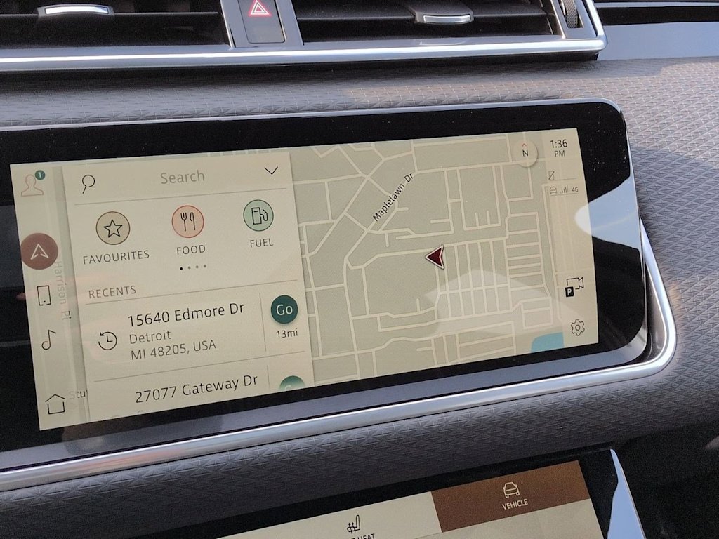 Thumbnail: 2023 Land Rover Range Rover Velar - 15