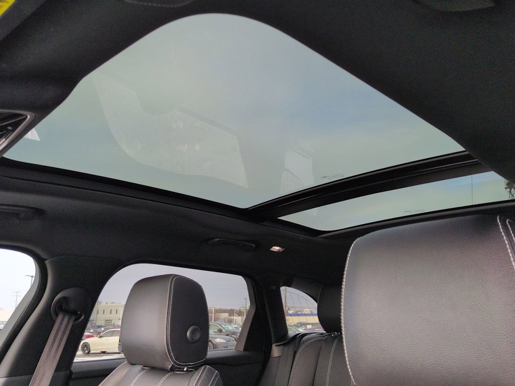 Thumbnail: 2023 Land Rover Range Rover Velar - 26