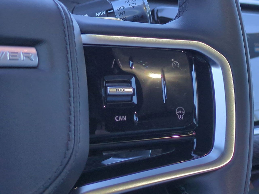 Thumbnail: 2022 Land Rover Range Rover Velar - 30
