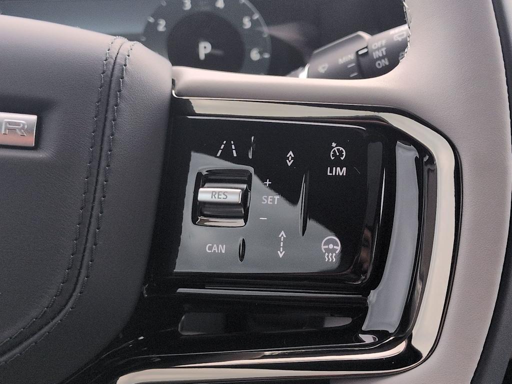 Thumbnail: 2026 Land Rover Range Rover Velar - 29