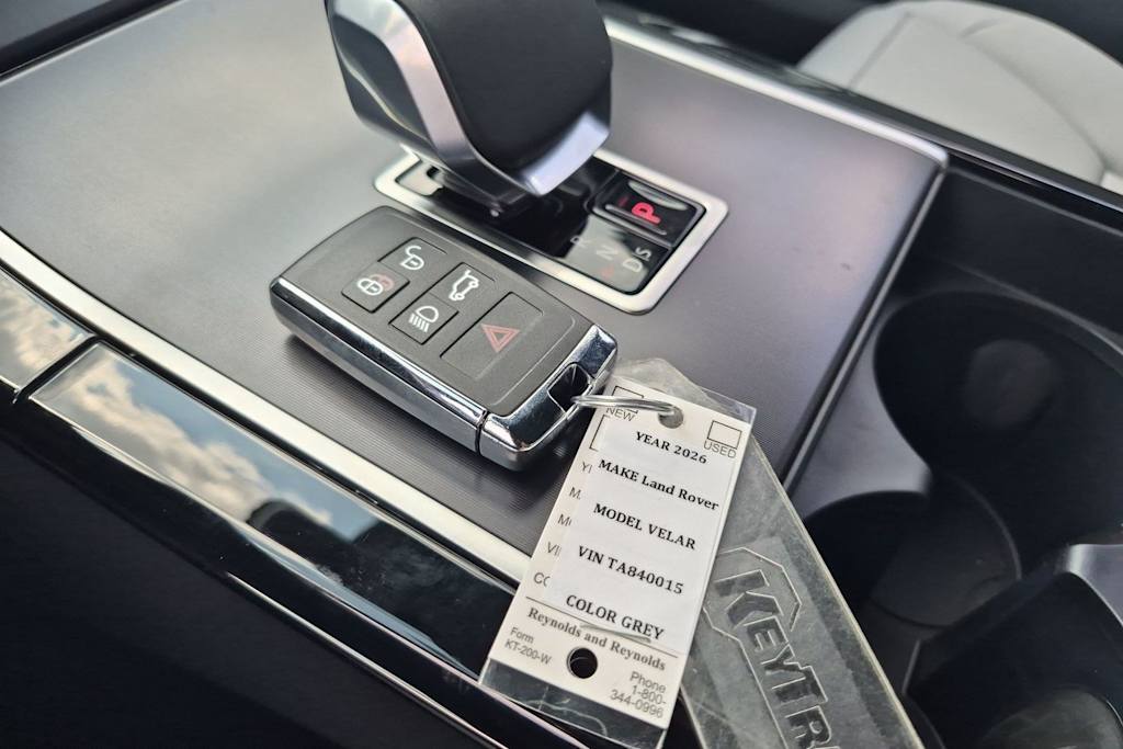 Thumbnail: 2026 Land Rover Range Rover Velar - 15