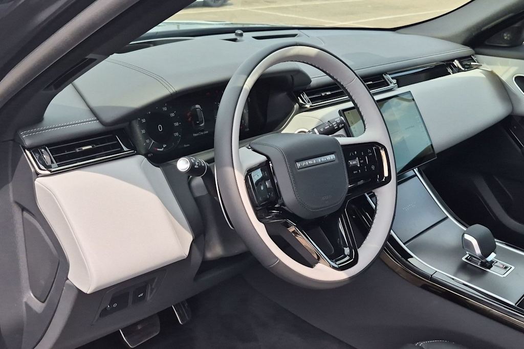 Thumbnail: 2026 Land Rover Range Rover Velar - 2