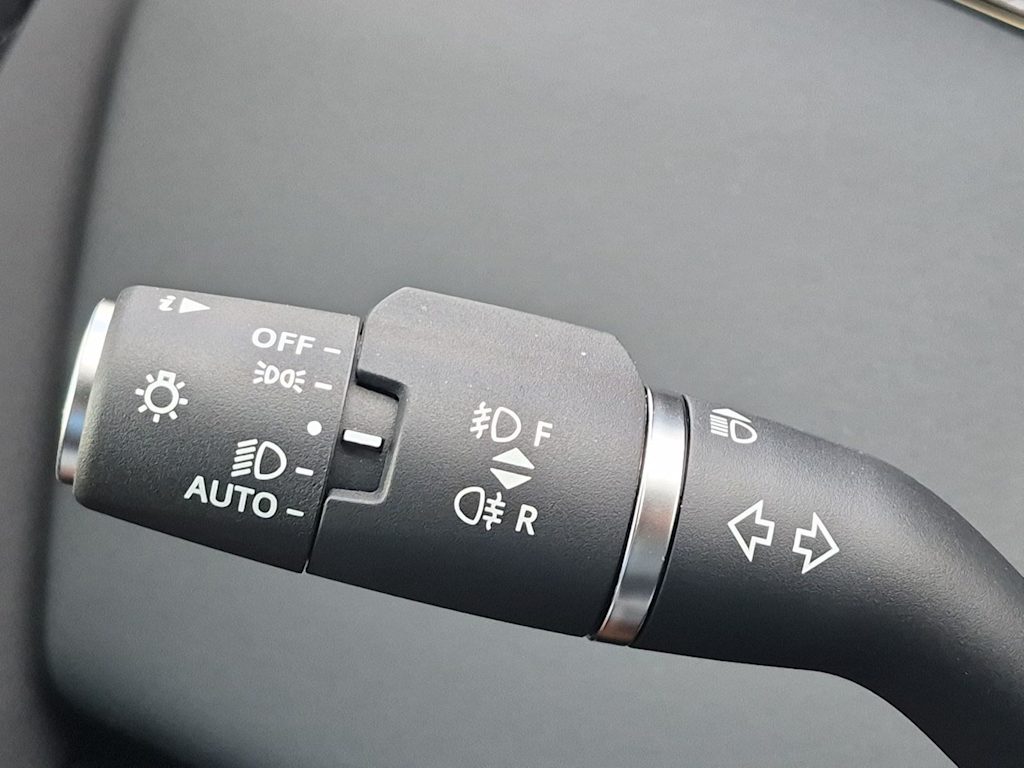 Thumbnail: 2026 Land Rover Range Rover Evoque - 16