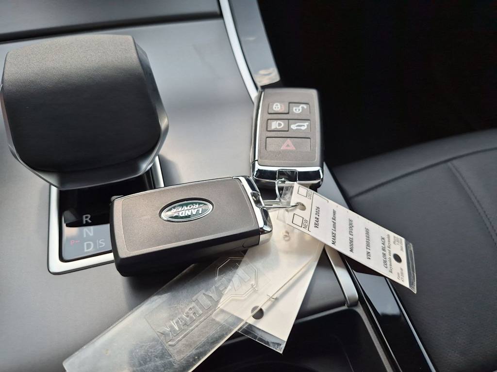 Thumbnail: 2026 Land Rover Range Rover Evoque - 34