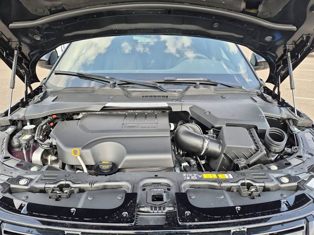 Thumbnail: 2026 Land Rover Range Rover Evoque - 8