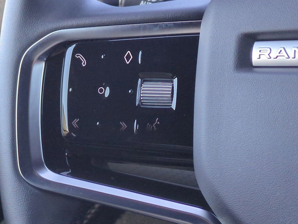 Thumbnail: 2023 Land Rover Range Rover Evoque - 29