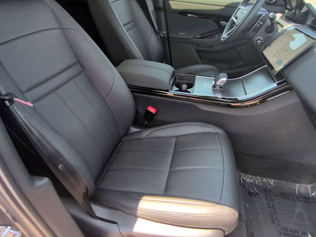 Thumbnail: 2026 Land Rover Range Rover Evoque - 11