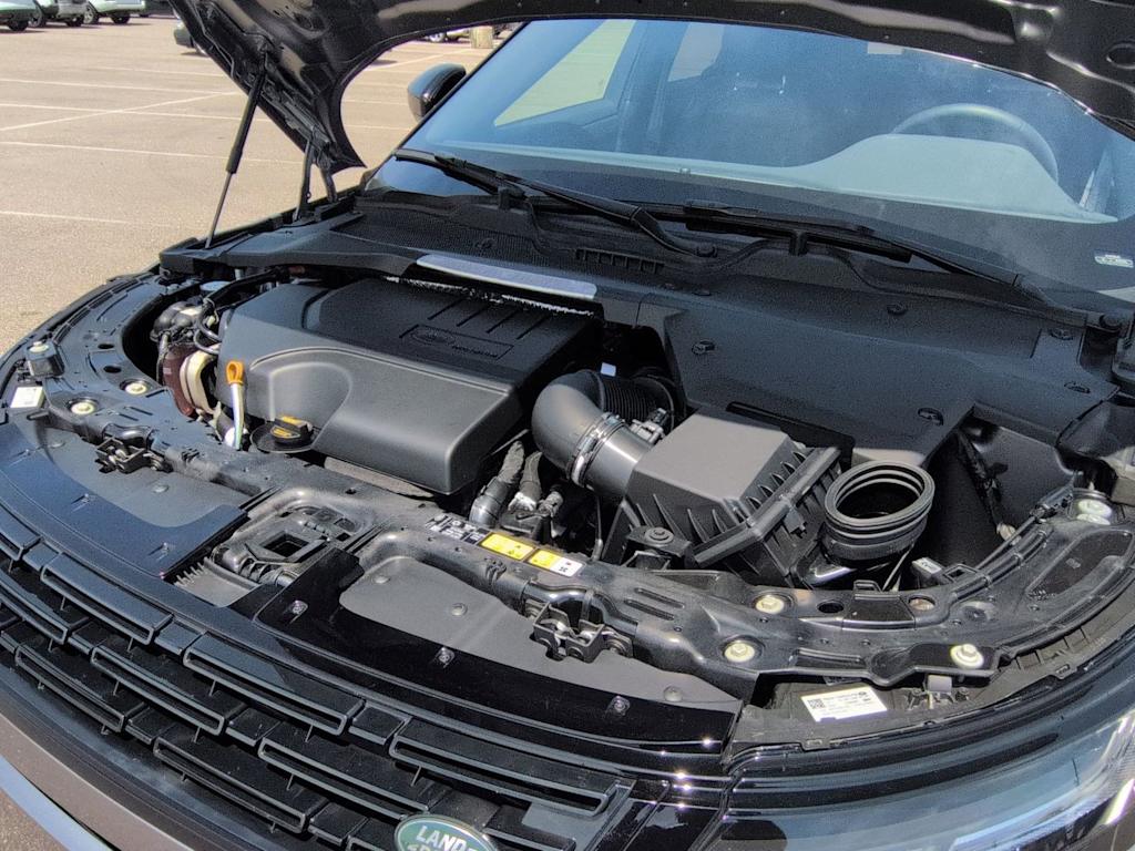 Thumbnail: 2026 Land Rover Range Rover Evoque - 8