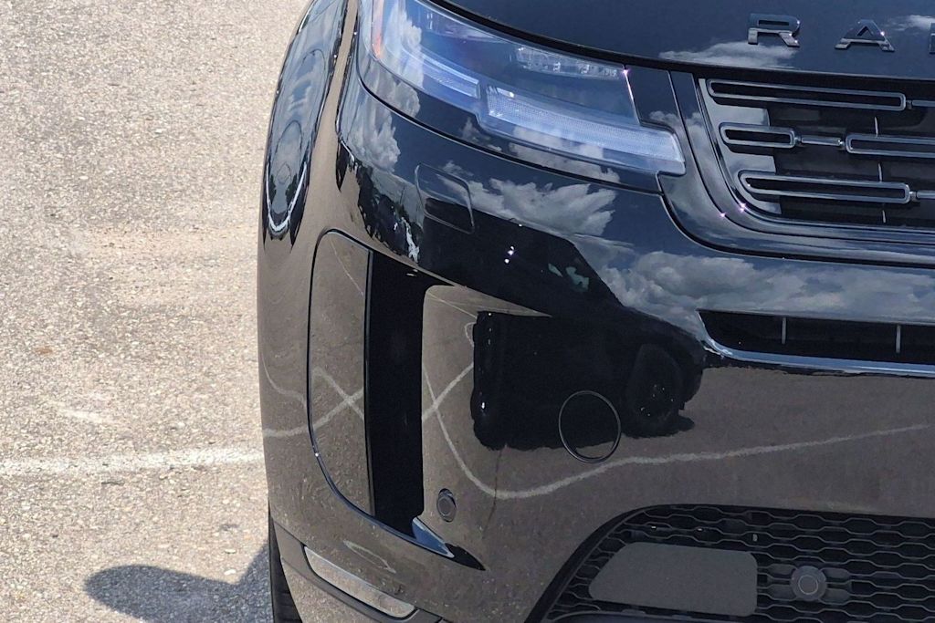 Thumbnail: 2026 Land Rover Range Rover Evoque - 6