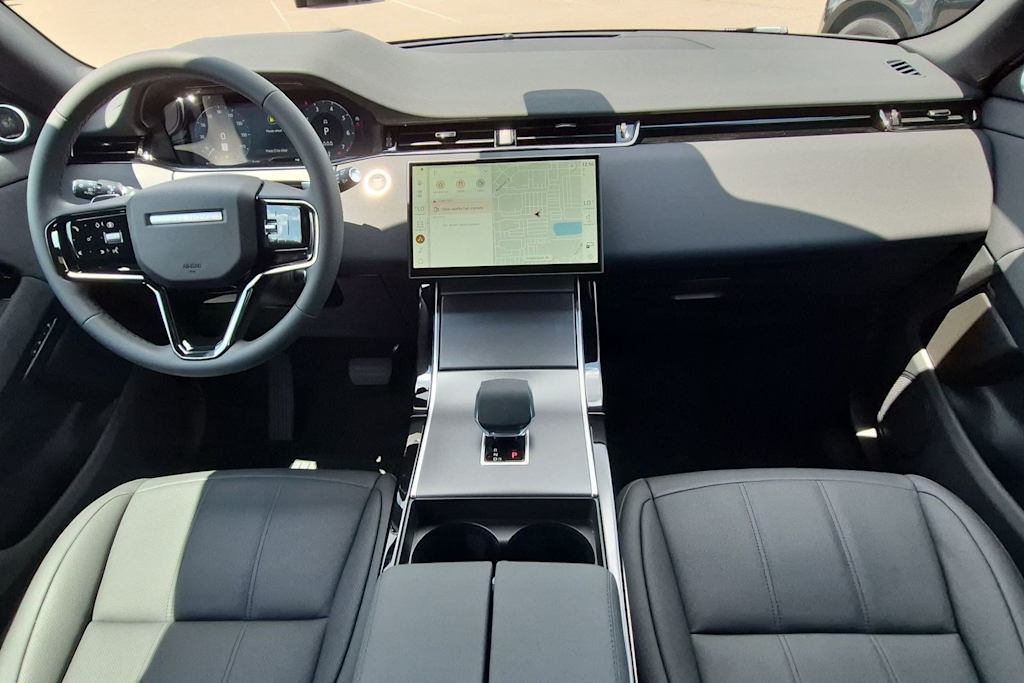 Thumbnail: 2026 Land Rover Range Rover Evoque - 9