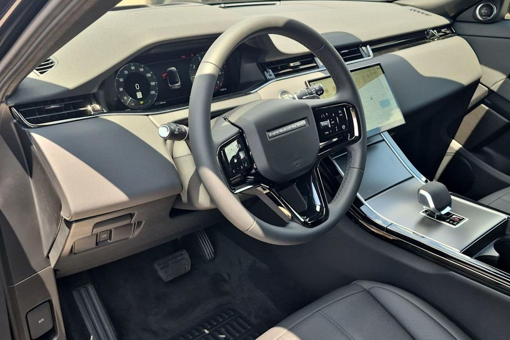 Thumbnail: 2026 Land Rover Range Rover Evoque - 2
