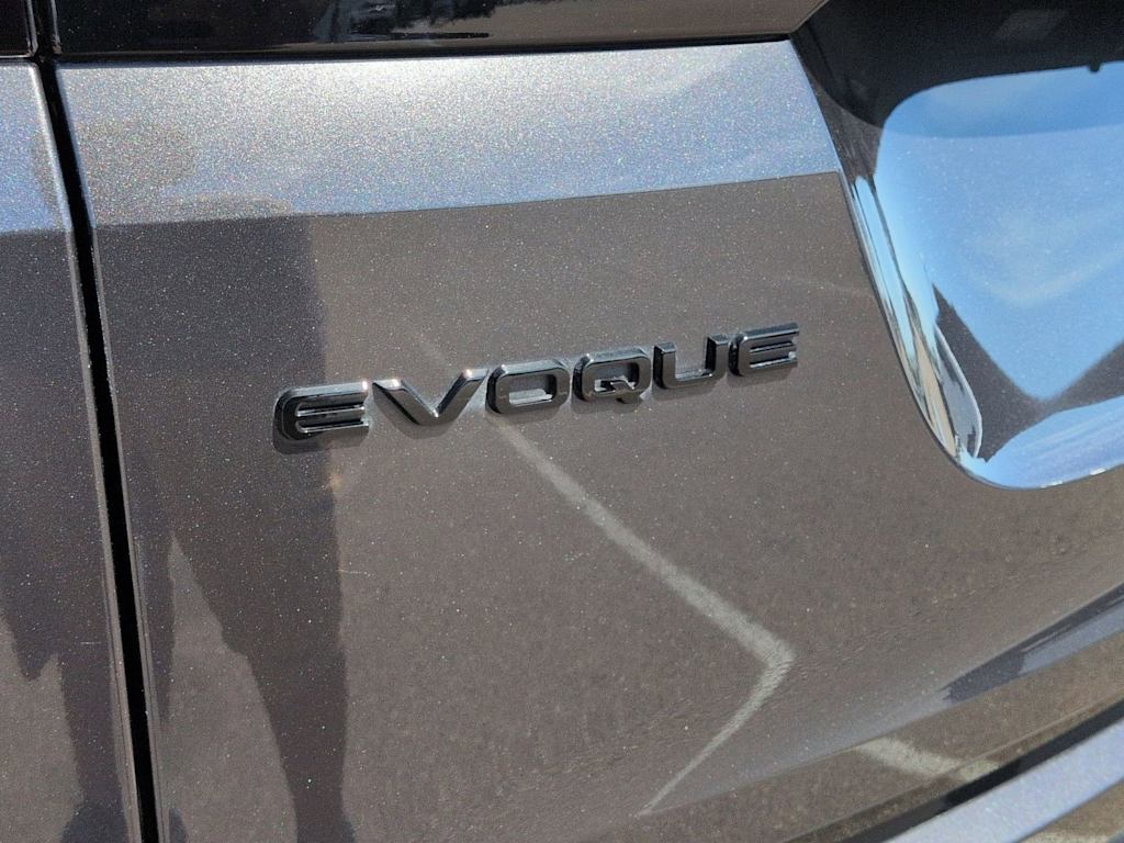 Thumbnail: 2024 Land Rover Range Rover Evoque - 24