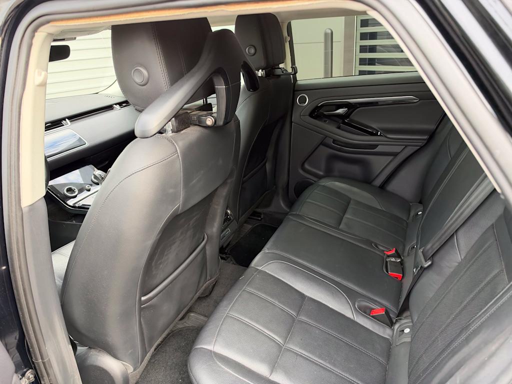 Thumbnail: 2020 Land Rover Range Rover Evoque - 7