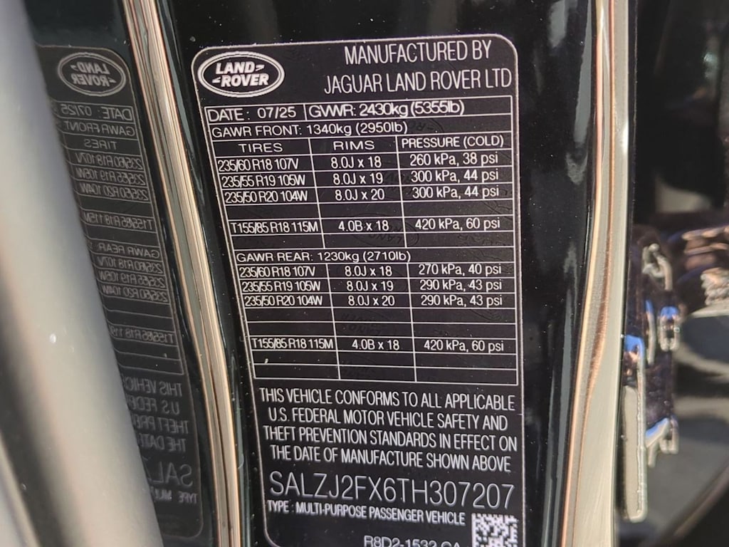 Thumbnail: 2026 Land Rover Range Rover Evoque - 35