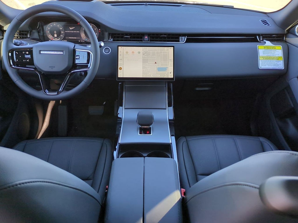 Thumbnail: 2026 Land Rover Range Rover Evoque - 8