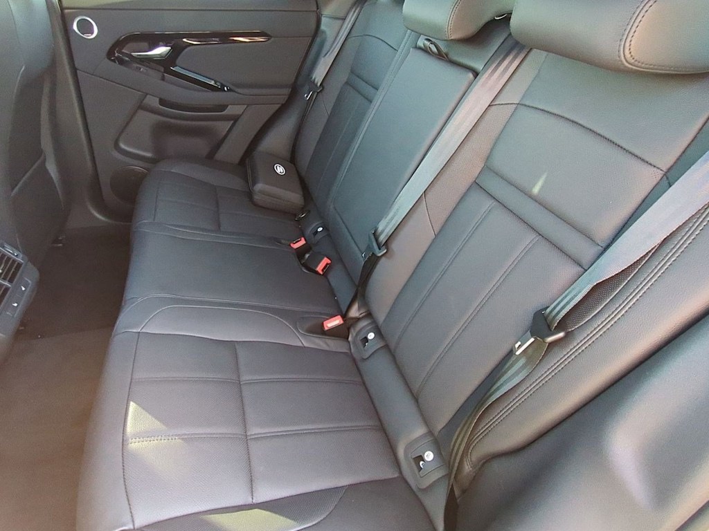 Thumbnail: 2026 Land Rover Range Rover Evoque - 24