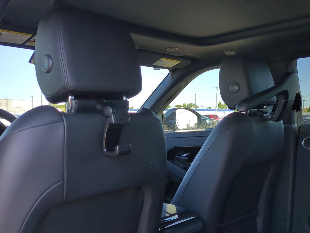 Thumbnail: 2026 Land Rover Range Rover Evoque - 11