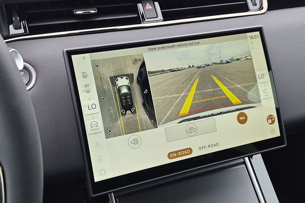 Thumbnail: 2026 Land Rover Range Rover Evoque - 34