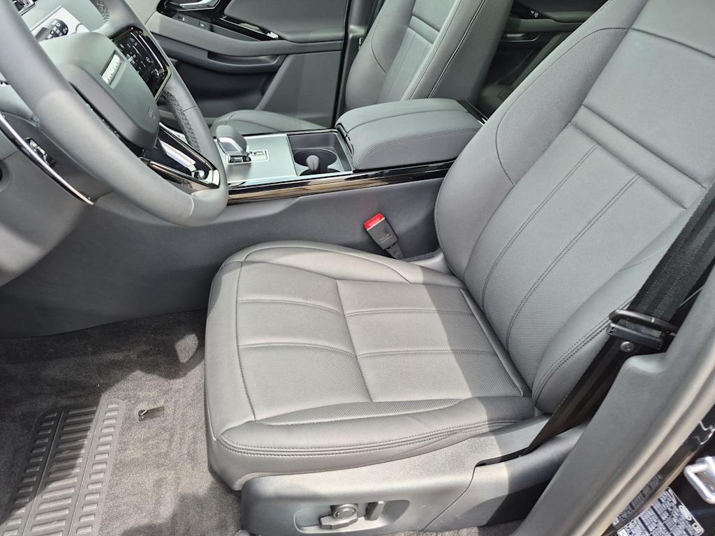 Thumbnail: 2026 Land Rover Range Rover Evoque - 10