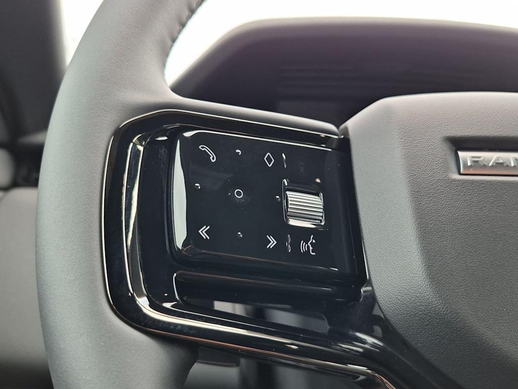Thumbnail: 2026 Land Rover Range Rover Evoque - 29