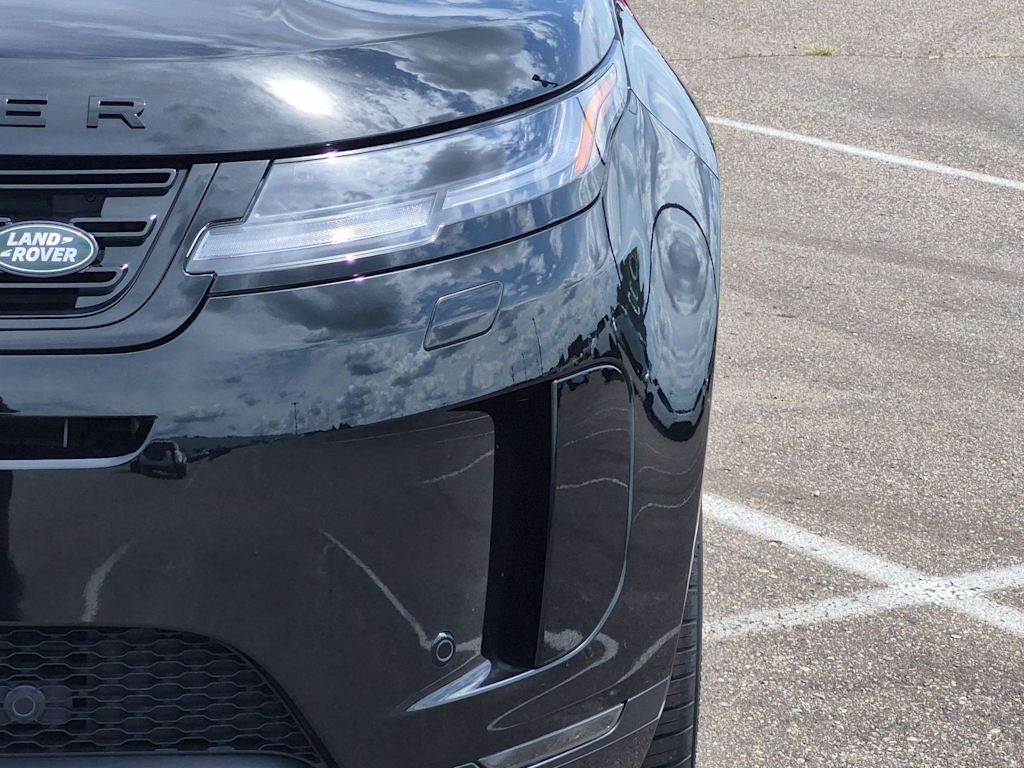 Thumbnail: 2026 Land Rover Range Rover Evoque - 23