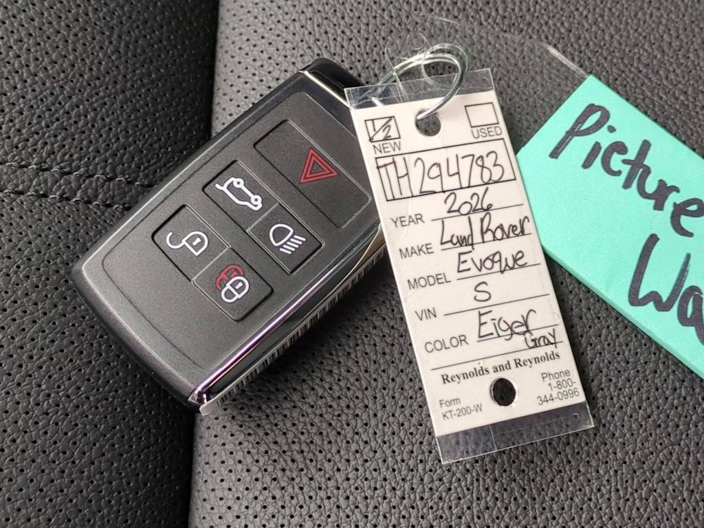 Thumbnail: 2026 Land Rover Range Rover Evoque - 37