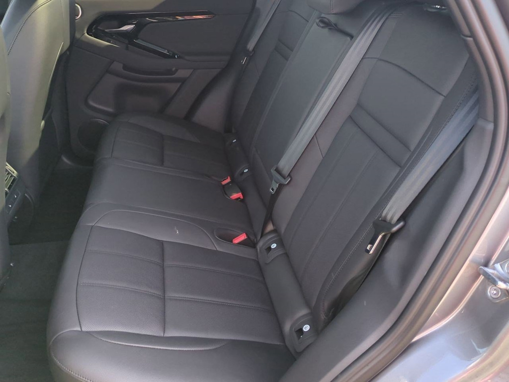 Thumbnail: 2026 Land Rover Range Rover Evoque - 11