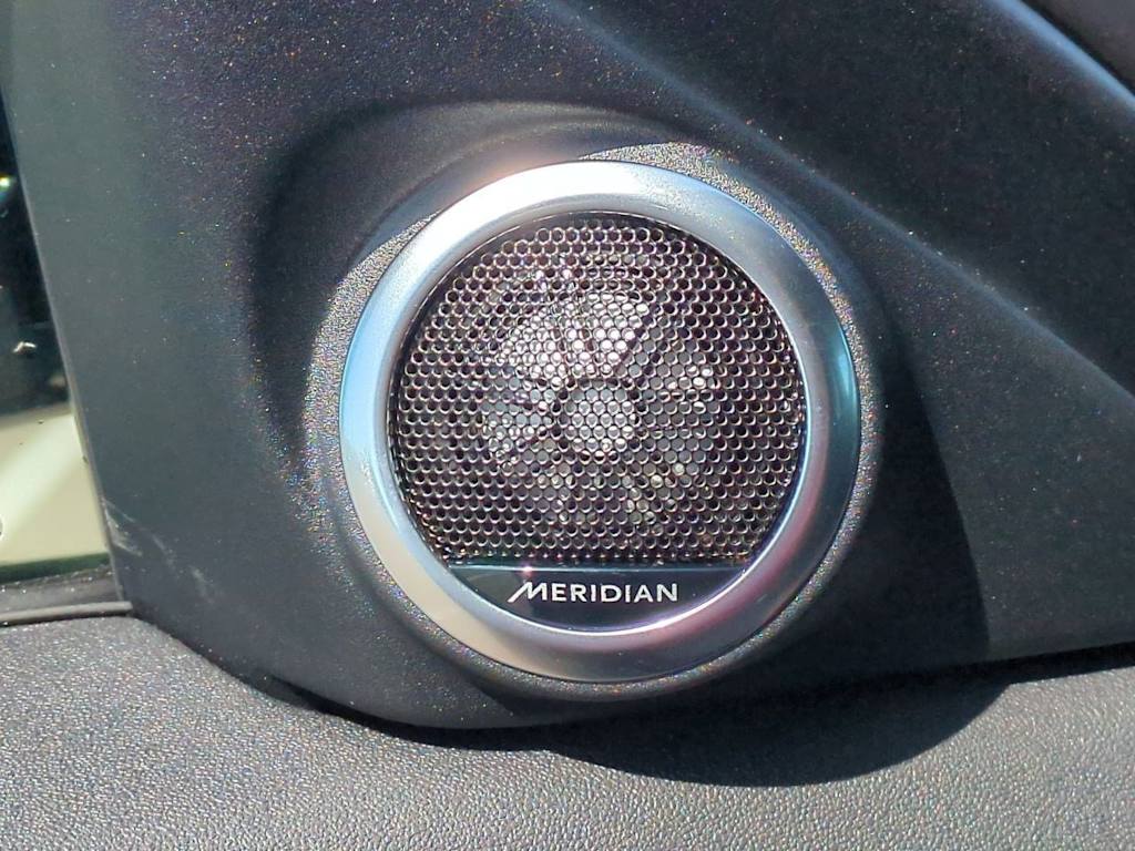 Thumbnail: 2026 Land Rover Range Rover Evoque - 32