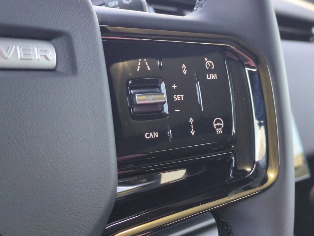 Thumbnail: 2026 Land Rover Range Rover Evoque - 28