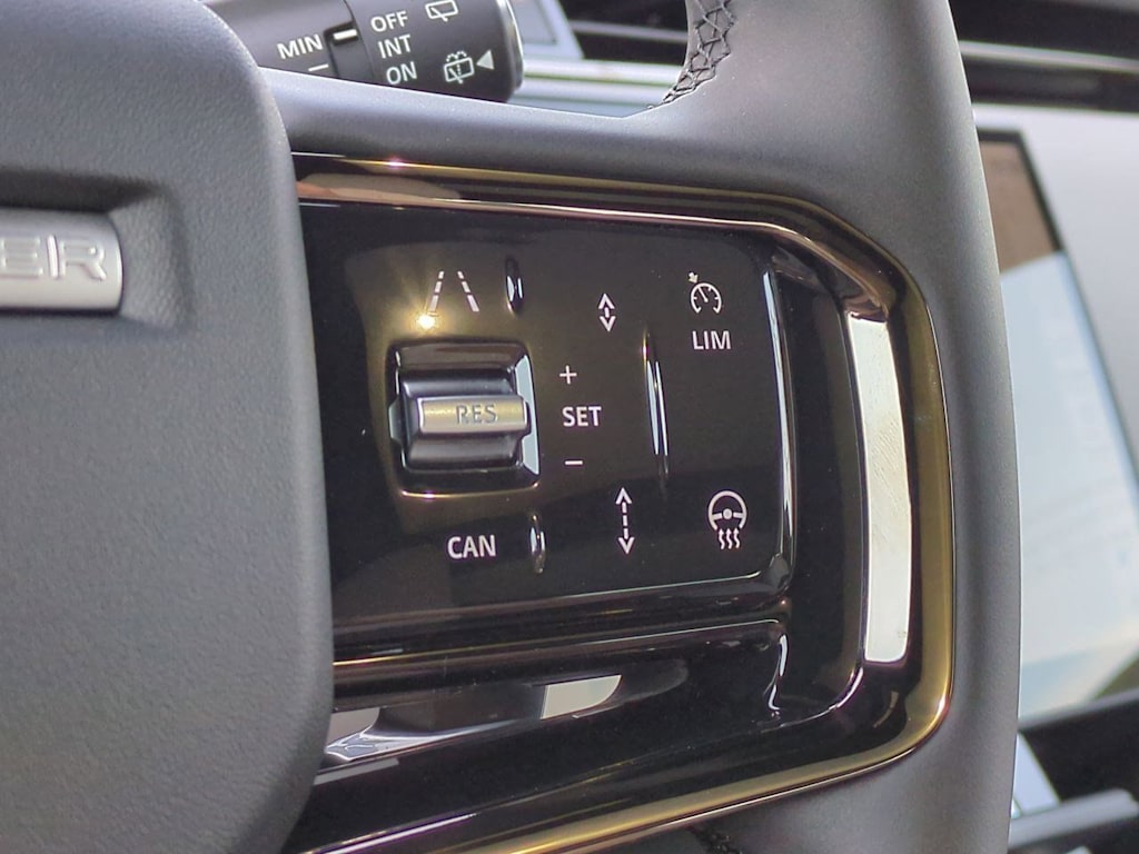 Thumbnail: 2026 Land Rover Range Rover Evoque - 29