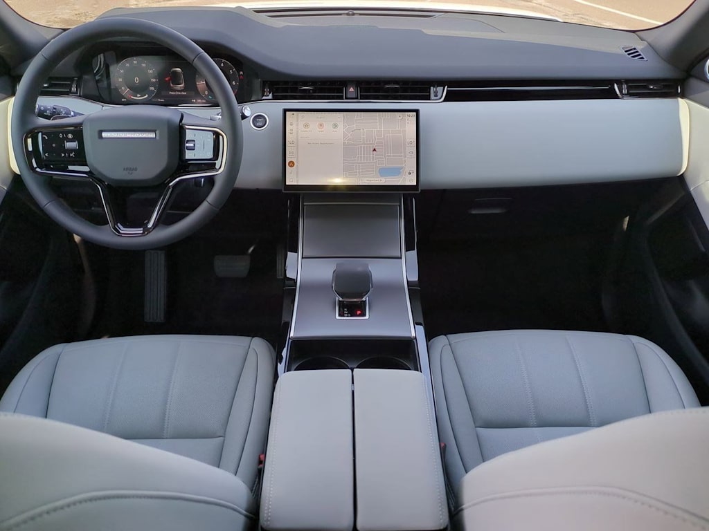 Thumbnail: 2026 Land Rover Range Rover Evoque - 8