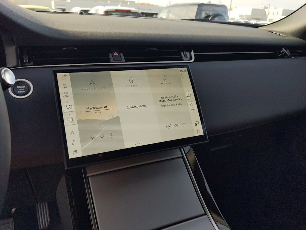 Thumbnail: 2025 Land Rover Range Rover Evoque - 27