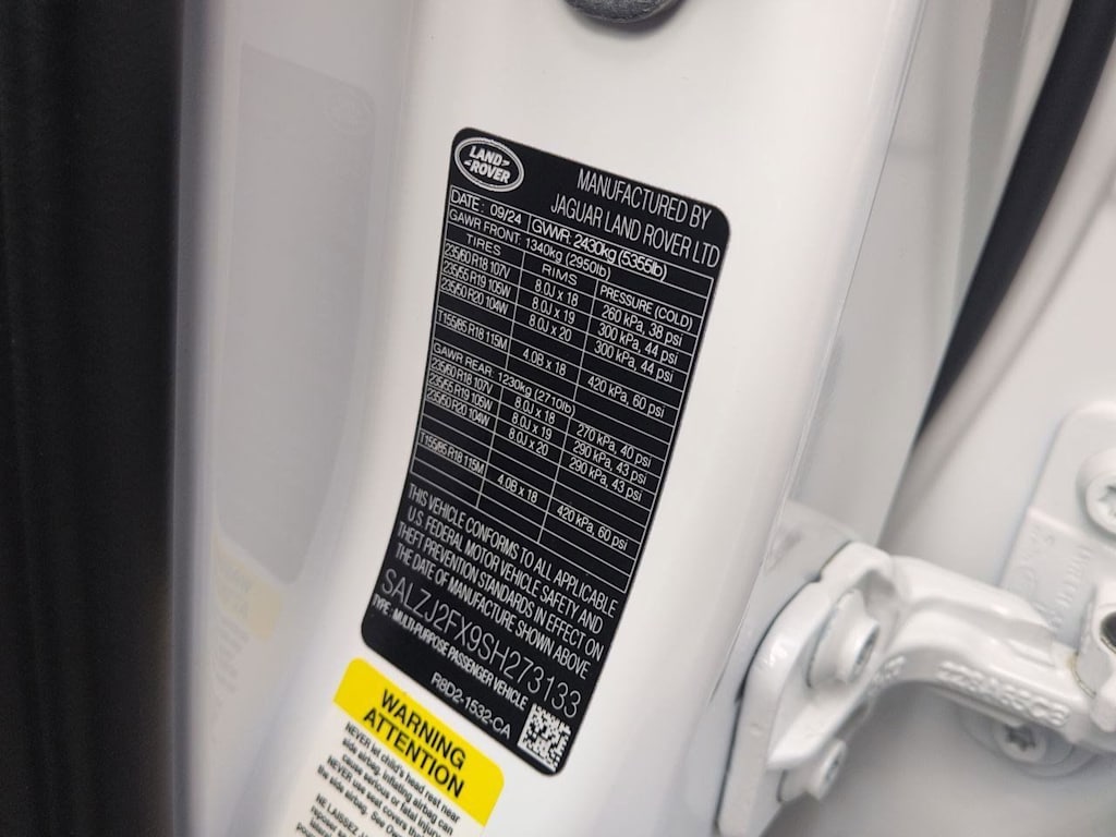 Thumbnail: 2025 Land Rover Range Rover Evoque - 38