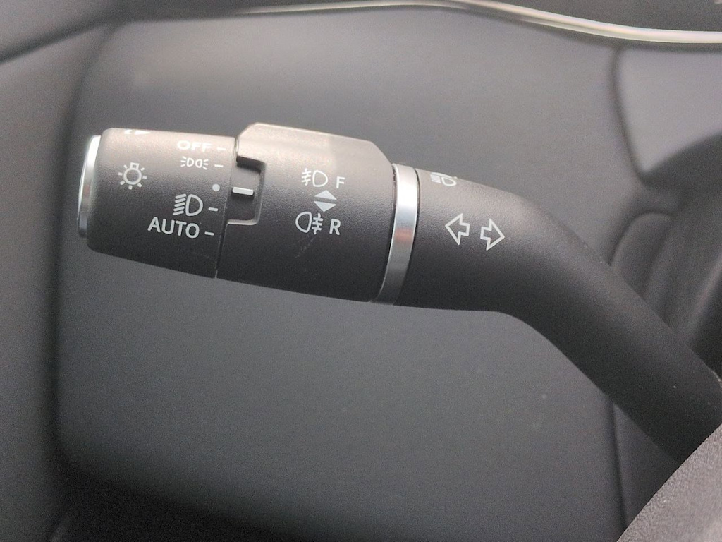 Thumbnail: 2025 Land Rover Range Rover Evoque - 29