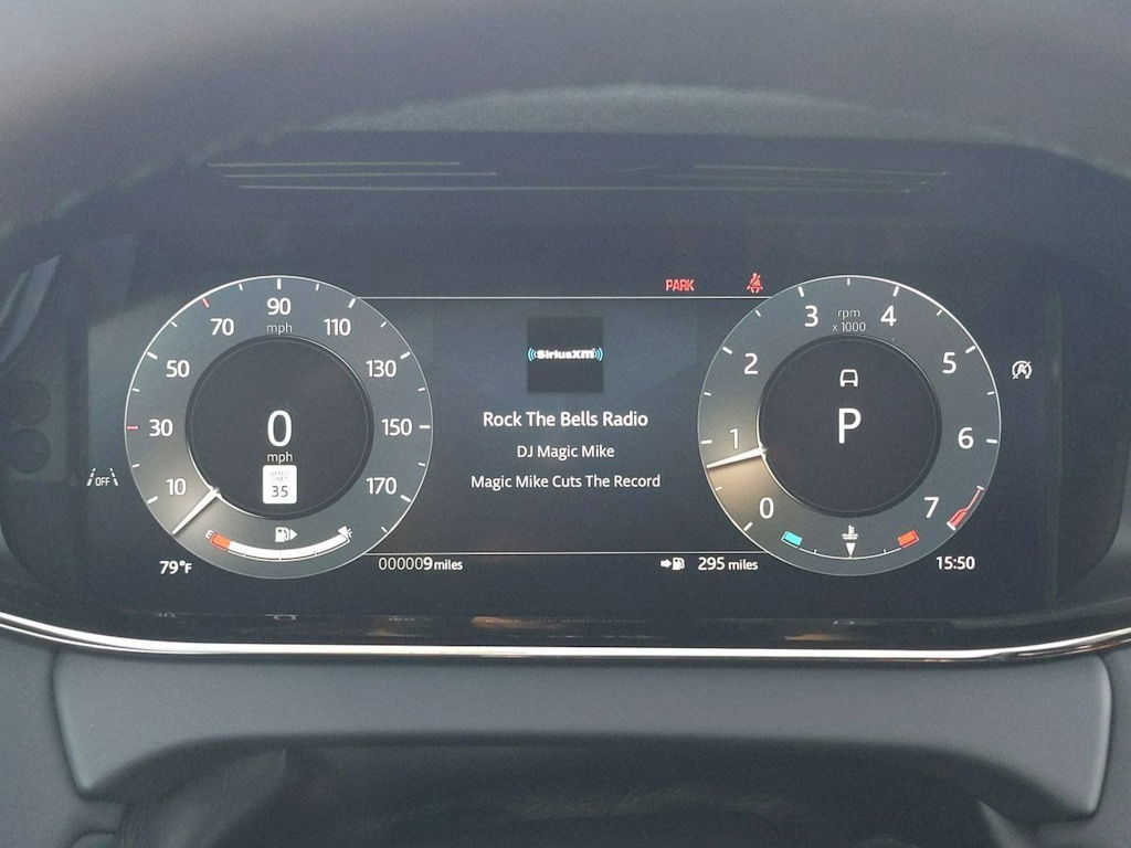 Thumbnail: 2025 Land Rover Range Rover Evoque - 16