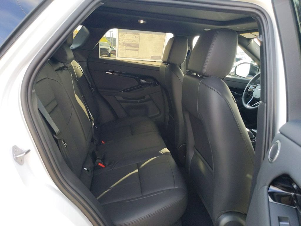 Thumbnail: 2025 Land Rover Range Rover Evoque - 26