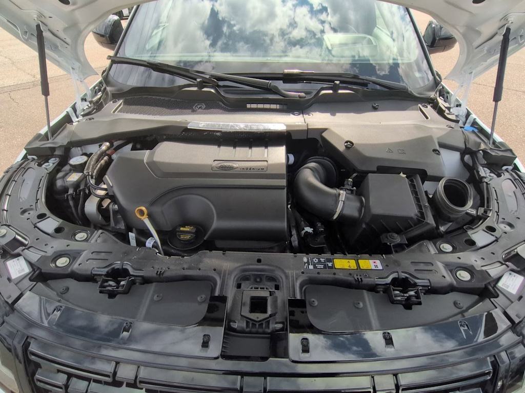 Thumbnail: 2025 Land Rover Range Rover Evoque - 8